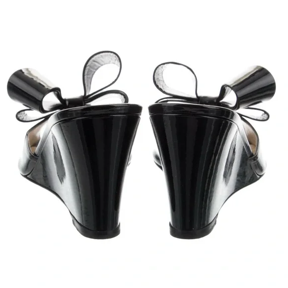 Valentino Patent Leather Bow Accents Slides - Picture 6 of 8